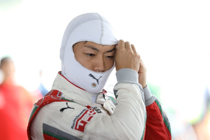 占有走行: 国本雄資（KONDO RACING）