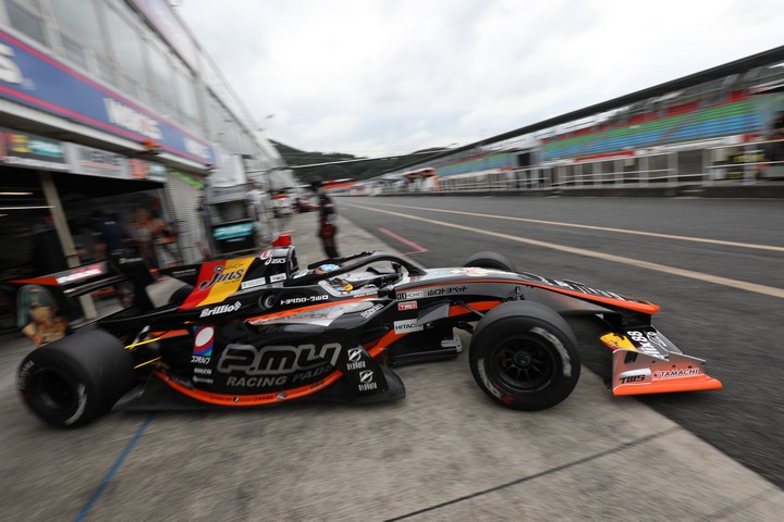 占有走行: 石浦宏明（JMS P.MU/CERUMO・INGING SF19）