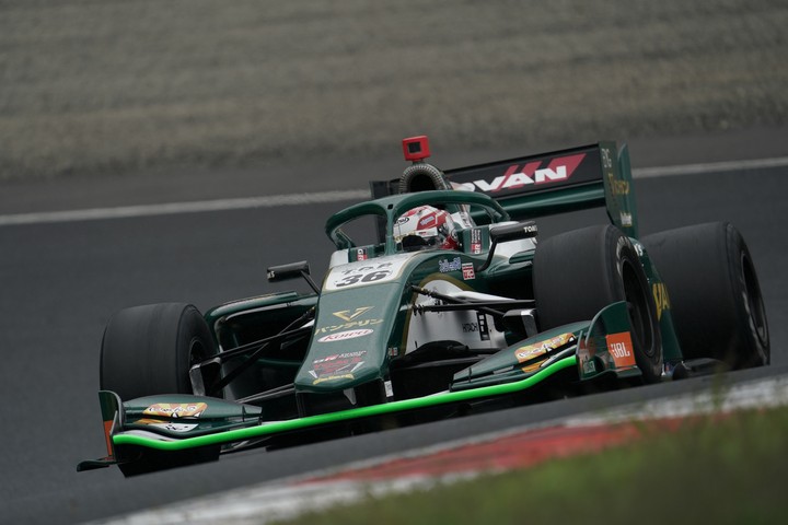 占有走行: 中嶋一貴（VANTELIN KOWA TOM’S SF19）