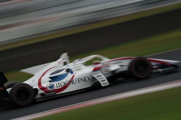 フリー走行: 平川亮（ITOCHU ENEX TEAM IMPUL SF19）