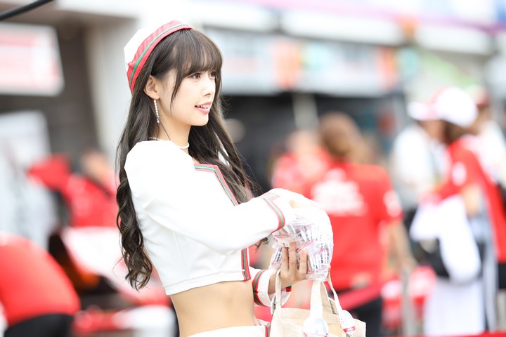 ピットウォーク: レースクイーン