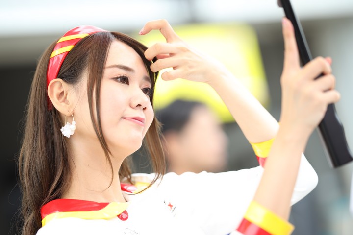 ピットウォーク: レースクイーン