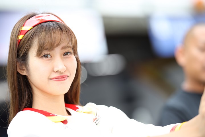 ピットウォーク: レースクイーン