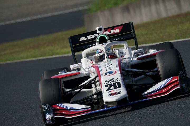 フリー走行: 平川亮（ITOCHU ENEX TEAM IMPUL SF19）