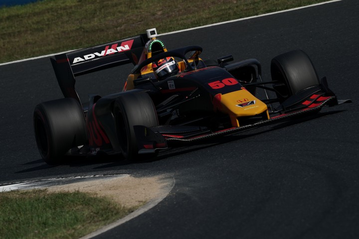 フリー走行: ルーカス・アウアー（Red Bull SF19）