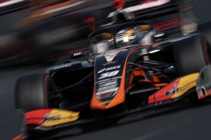 フリー走行: 石浦宏明（JMS P.MU/CERUMO・INGING SF19）