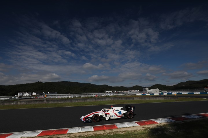 フリー走行: 関口雄飛（ITOCHU ENEX TEAM IMPUL SF19）