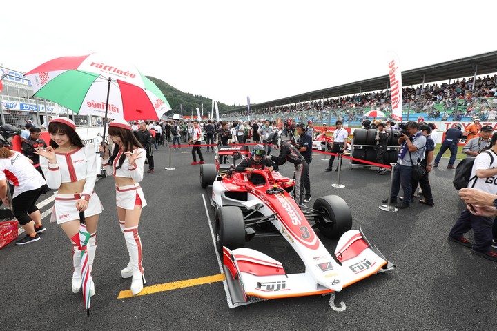 スタート進行: ORIENTALBIO KONDO SF19（KONDO RACING）