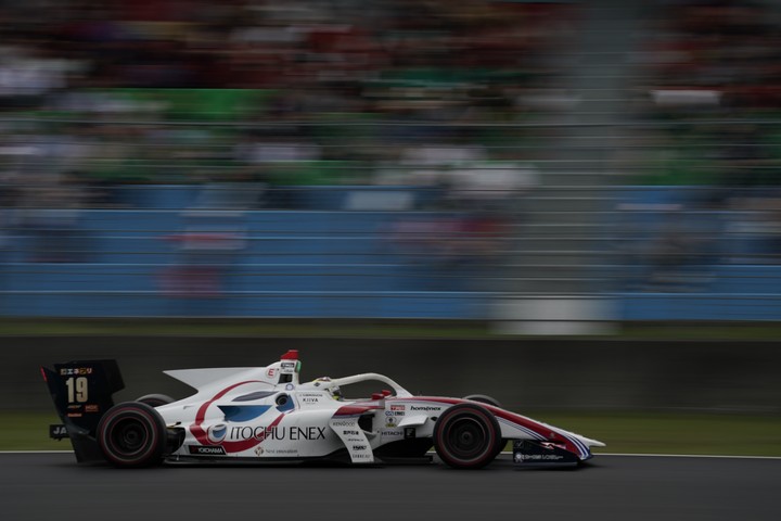 決勝レース: 関口雄飛（ITOCHU ENEX TEAM IMPUL SF19）