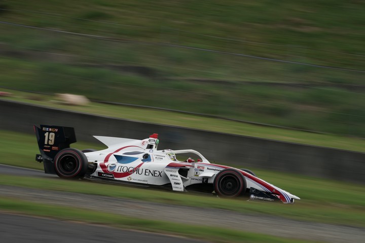 決勝レース: 関口雄飛（ITOCHU ENEX TEAM IMPUL SF19）