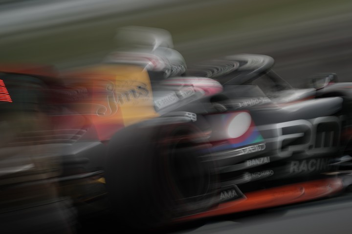 決勝レース: 坪井翔（JMS P.MU/CERUMO・INGING SF19）