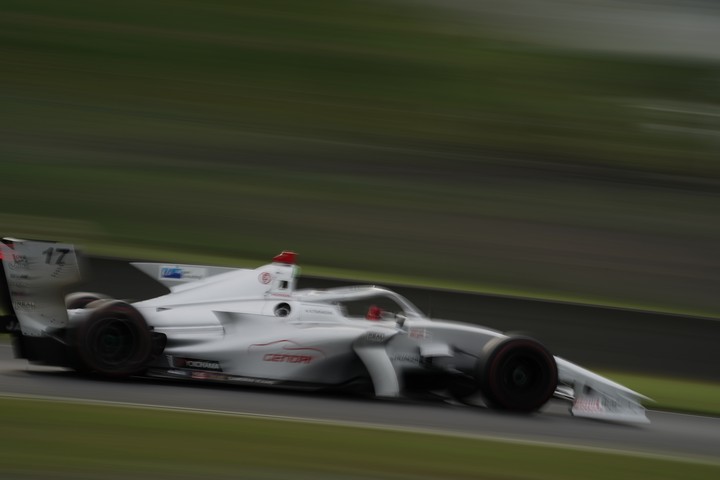 決勝レース: 塚越広大（REAL SF19）