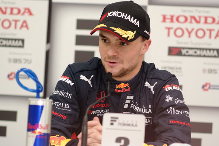 予選記者会見: 3位のルーカス・アウアー（B-Max Racing with motopark）