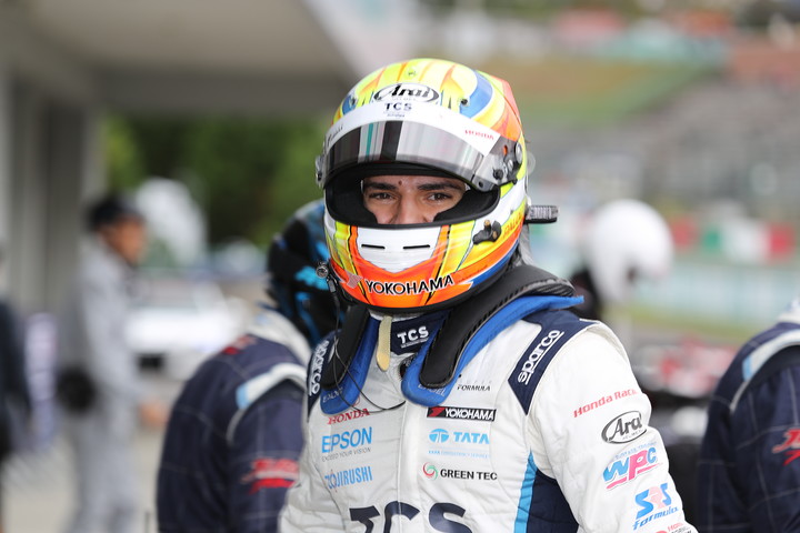 ポールポジションを獲得したアレックス・パロウ（TCS NAKAJIMA RACING）