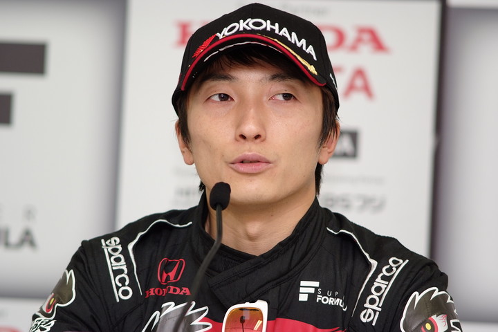 決勝記者会見: 優勝した野尻智紀（TEAM MUGEN）