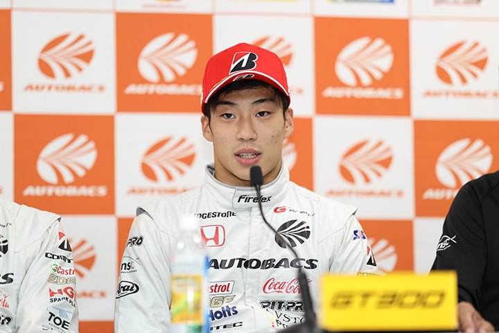 シリーズ記者会見: GT300クラスでチャンピオンを獲得した福住仁嶺（ARTA）