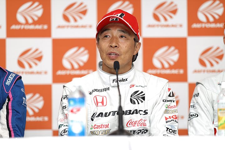 シリーズ記者会見: GT300クラスでチャンピオンを獲得した高木真一（ARTA）