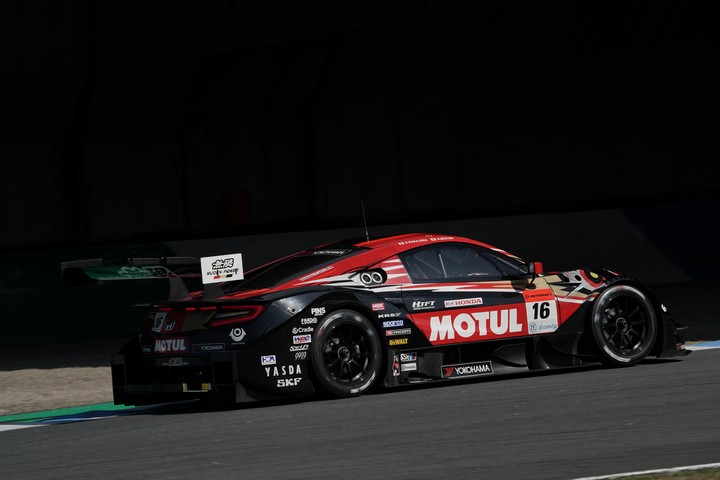 公式練習: 武藤英紀／中嶋大祐組（MOTUL MUGEN NSX-GT）