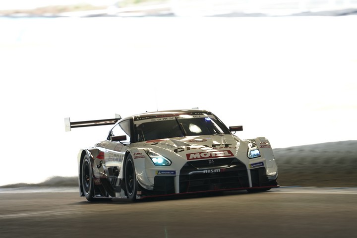 公式練習: フレデリック・マコヴィッキィ（CRAFTSPORTS MOTUL GT-R）