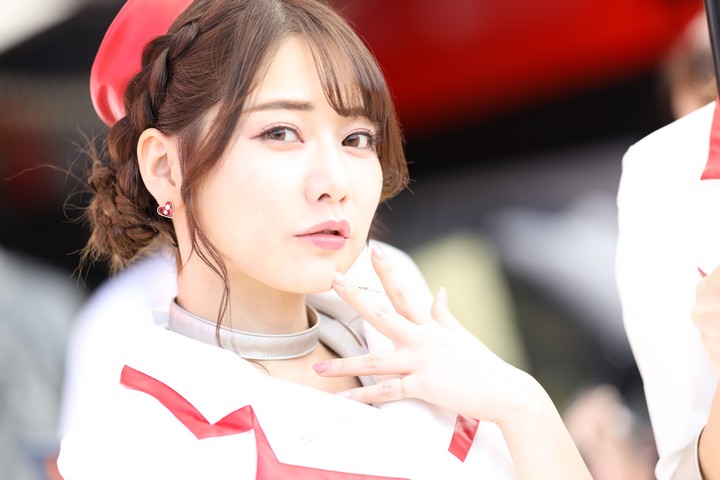 ピットウォーク: レースクイーン