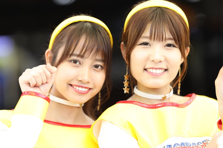 ピットウォーク: レースクイーン