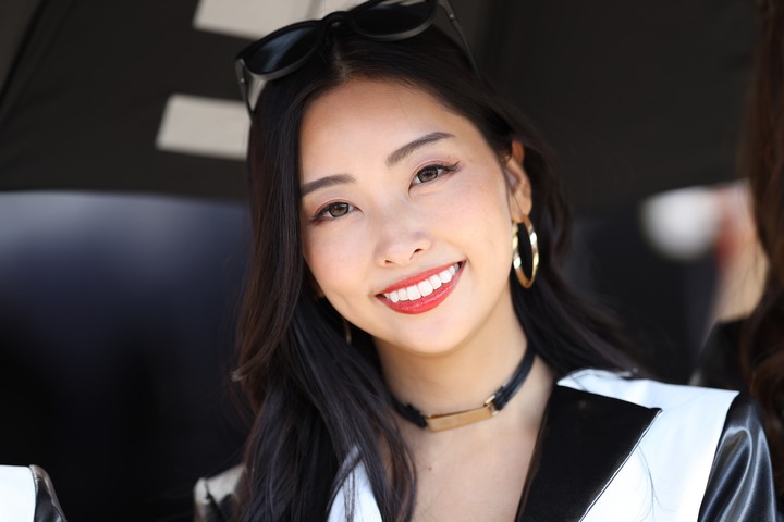 ピットウォーク: レースクイーン