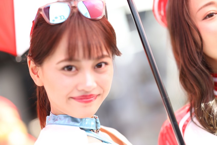 ピットウォーク: レースクイーン