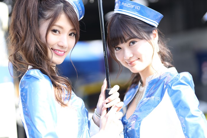 ピットウォーク: レースクイーン