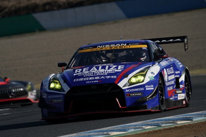 公式予選: サッシャ・フェネストラズ（リアライズ日産自動車大学校GT-R）