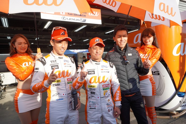 公式予選: ポールポジションを獲得した中嶋一貴／関口雄飛組（LEXUS TEAM au TOM'S）