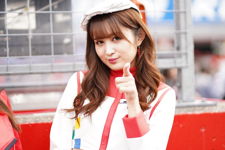 ピットウォーク: レースクイーン