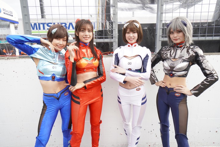 ピットウォーク: レースクイーン