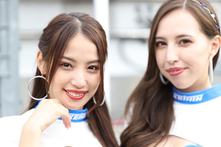 ピットウォーク: レースクイーン