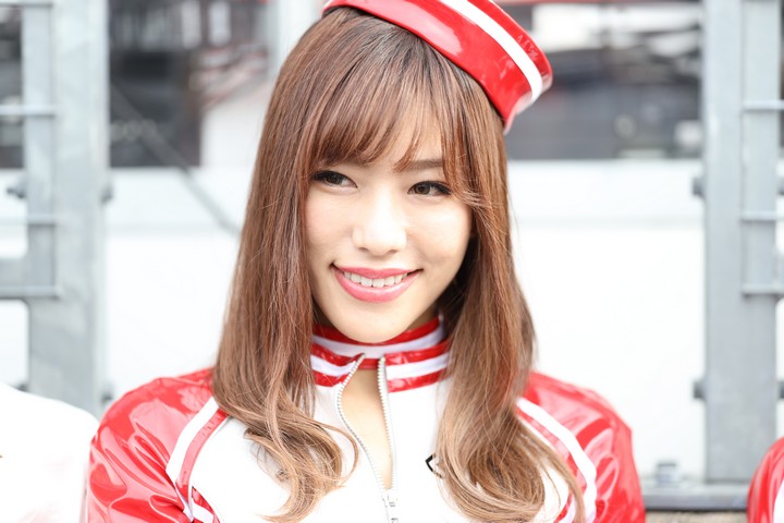 ピットウォーク: レースクイーン