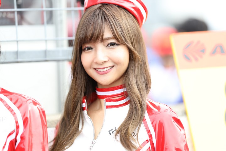 ピットウォーク: レースクイーン