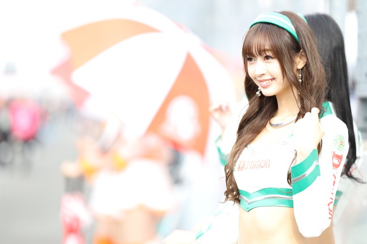 ピットウォーク: レースクイーン