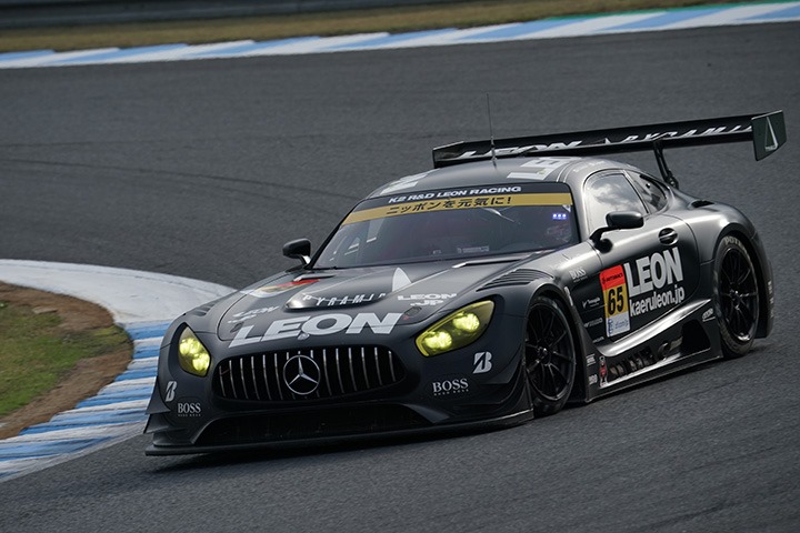 GT300クラス決勝2位は蒲生尚弥／菅波冬悟組（LEON PYRAMID AMG）