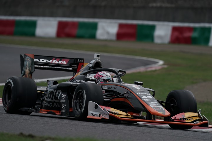 公式予選: 坪井翔（JMS P.MU/CERUMO・INGING SF19）