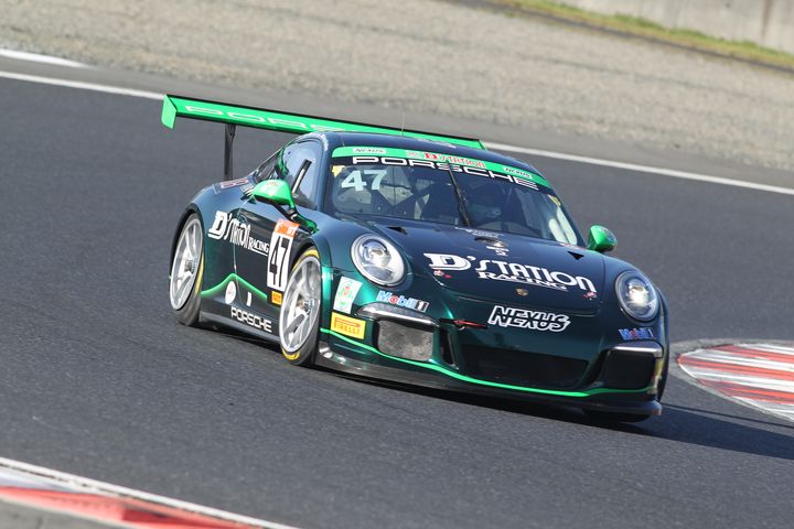 ST-1クラストップタイムは星野辰也／織戸学／濱賢⼆組（D'station Porsche）