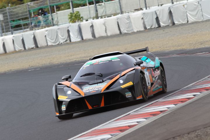 ST-Zクラス優勝は飯田太陽／加藤寛規組（ケーズフロンティア SYNTIUM KTM）