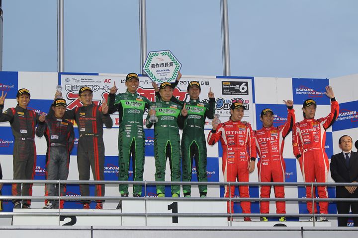 ST-Xクラスの表彰式