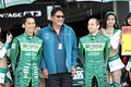 ピットウォーク: 藤井誠暢、佐々木主浩監督、ジョアオ・パオロ・デ・オリベイラ（D\'station Racing AMR）