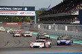 決勝レース: スタート直後、GT300クラスの攻防