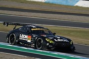 公式練習: GT300クラス3位は蒲生尚弥／菅波冬悟組（LEON PYRAMID AMG）