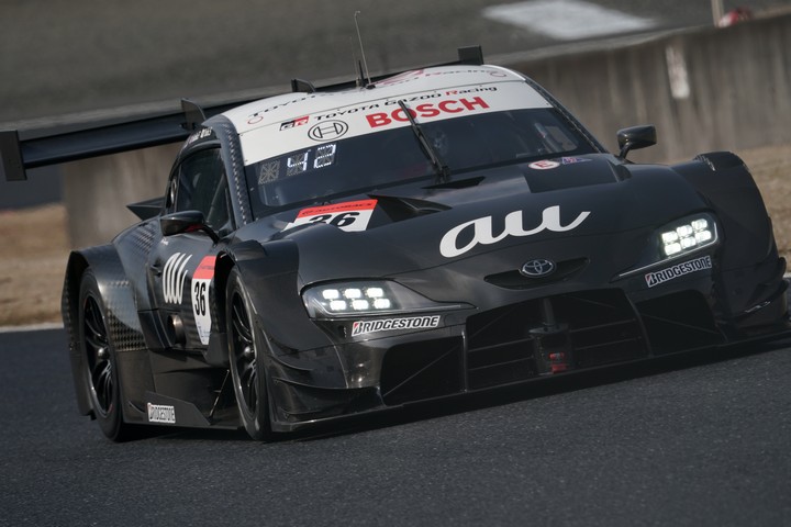 公式テスト岡山3回目: GT500クラス2位の関口雄飛／サッシャ・フェネストラズ組（au TOM'S GR Supra）
