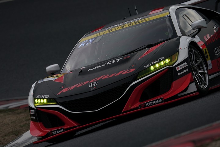 公式テスト岡山3回目: 道上龍／ジェイク・パーソンズ組（Modulo KENWOOD NSX GT3）