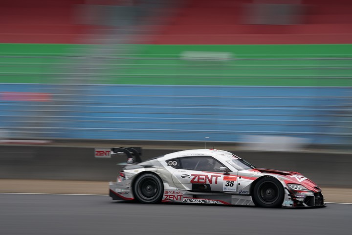 公式テスト岡山4回目: 立川祐路／石浦宏明組（ZENT GR Supra）