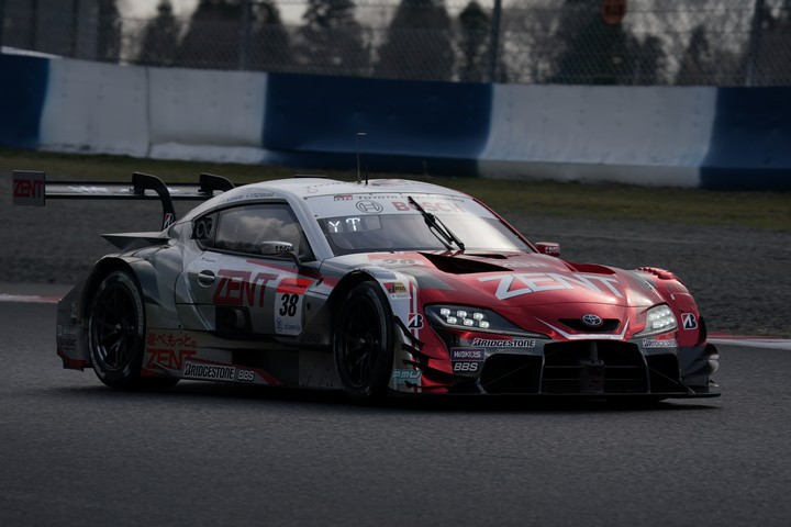 公式テスト岡山4回目: 立川祐路／石浦宏明組（ZENT GR Supra）