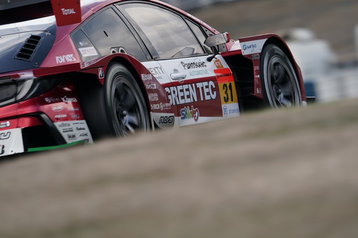 公式テスト岡山4回目: 嵯峨宏紀／中山友貴組（TOYOTA GR SPORT PRIUS PHV apr GT）