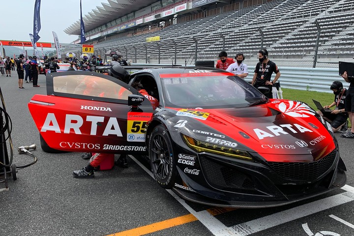 GT300クラス決勝3位の高木真一／大湯都史樹組（ARTA NSX GT3）